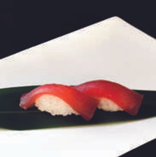 84 Nigiri tonno
