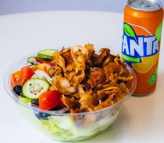 Sałatka Z KURCZAKIEM