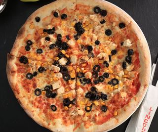 Pizza cu Pui - blat pufos