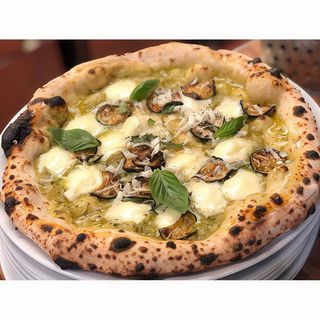 Pizza blanca nerano (33 cm.)