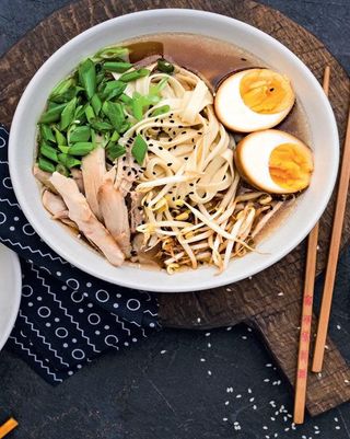 Рамен из курицы