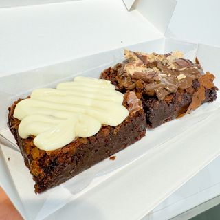 Brownie Sweet couple