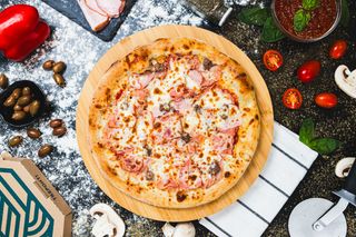 Pizza Canibale