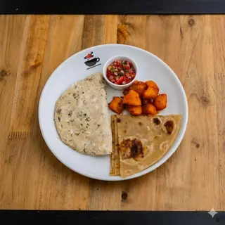 Omelette with Kachumbari And Chapati