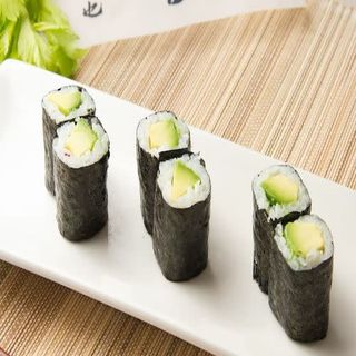 Maki Aguacate (8 Pzs.) 