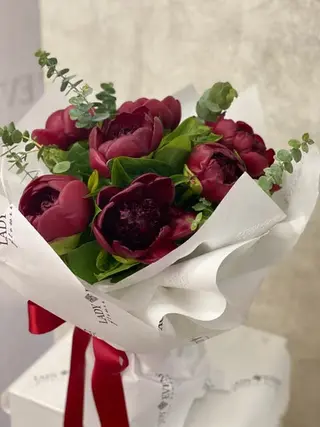 Buchet 7 bujori 