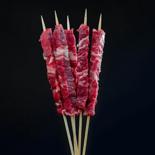 Coppo di arrosticini abruzzesi