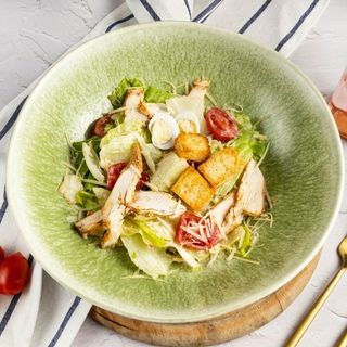 Салат "Цезарь" с курицей