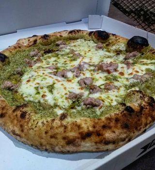 Pizza Blanca Genovese (30 cm.)