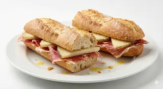 Bocadillos De Jamón Con Queso Curado