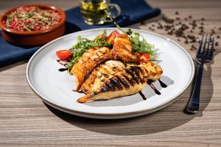 Piept de pui la gratar