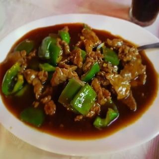 Ternera Con Pimientas Verdes