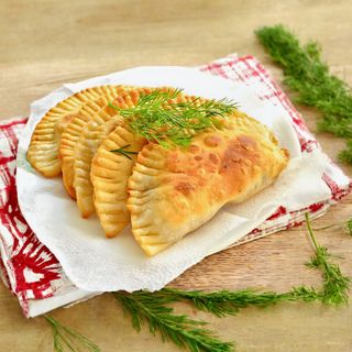 Czebureki 2 szt 330 g