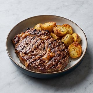 Bistecca di manzo con patate