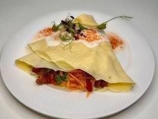 Млинець з гострою свининою (335g)