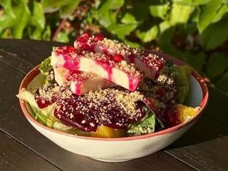 Мікс з буряком та бринзою або фетою (300g)