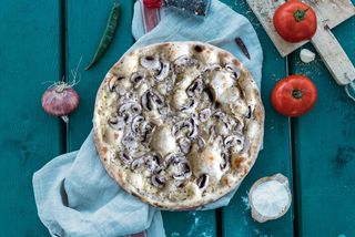 პიცა სამარხვო შამპინიონი 4 ნაჭრიანი 22 სმ