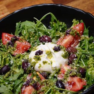 BURRATA SALAD