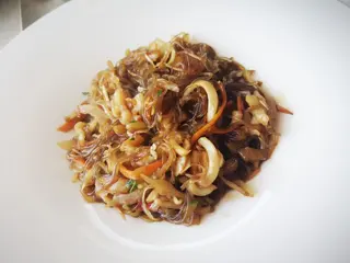 120 - Spaghetti di soia con carne piccante