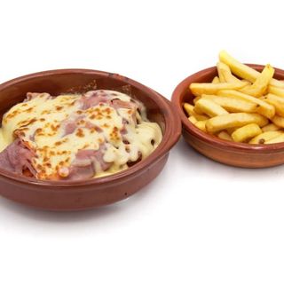 Milanesa Napoli Y Patatas