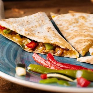 Quesadilla Mixta