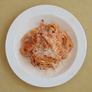 С куриной-грудкой (томатно-сливочный)