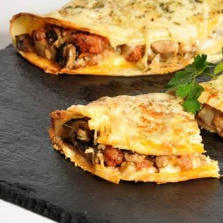 Crep pollo con queso 