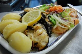 1/2 Dose de Peixe Espada Grelhado  