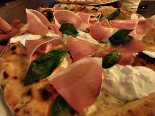 Burrata e il prosciutto