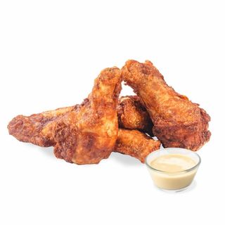 Aripioare de pui (7 buc.) + sos