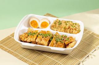 შემწვარი ქათმის მკერდი ტკბილ-ცხარე სოუსით