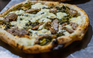 Pizza salsiccia e friarielli L