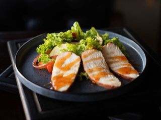 Салат з індичкою та молодою картоплею (280g)