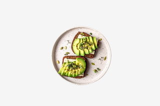 bruschete cu avocado