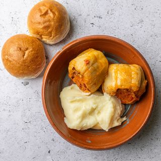 Punjene paprike sa pireom