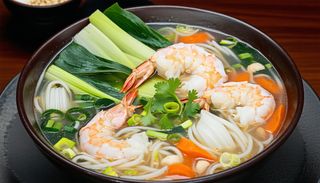 Supa de taietei transparenti cu creveți