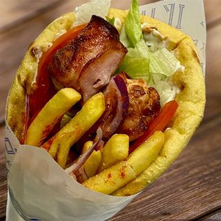 Pita souvlaki bacon 