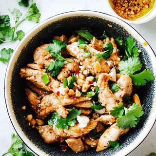 CHICKEN GARLIC PEPPER/Pollo Al Ajo Y Pimienta