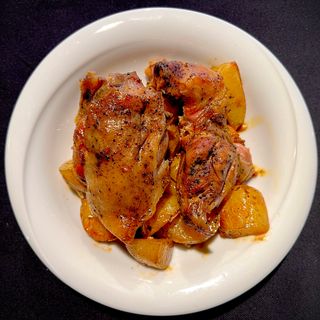 Свински джолан с  картофи (350г)