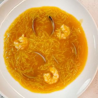 Fideos Con Almejas Y Langostinos (Para 2 Personas)