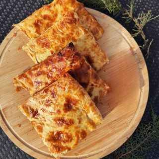 ლობიანი ნახევრად ფენოვანი (4 ნაჭერი)