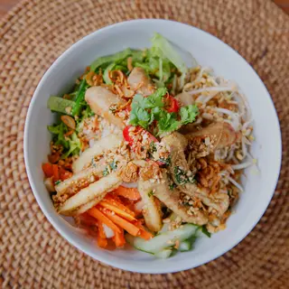 Makaron Bun Tom Nuong