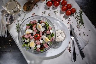 Salată Bulgărească