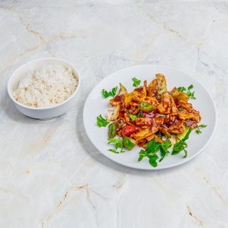 Kurczak w sosie pikantnym