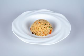 71. Riso saltato con verdure e uova