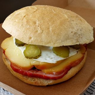 Bocadillo Mr. Coffee & Burger