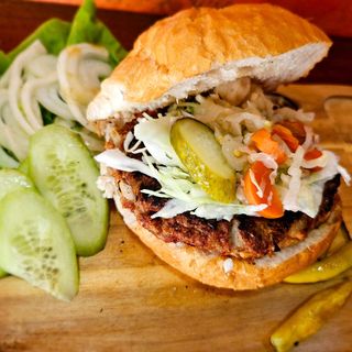 Leskovačka pljeskavica mala 200gr