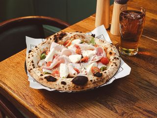 Pizza No 11.C Mayfair Lady