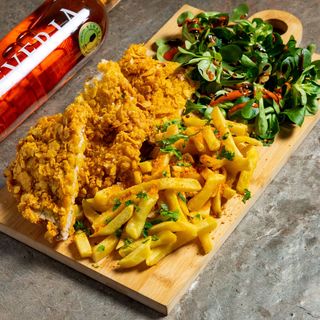 Mix Snitzel pui si pork ,cartofi dippers aromatizati cu parmezan