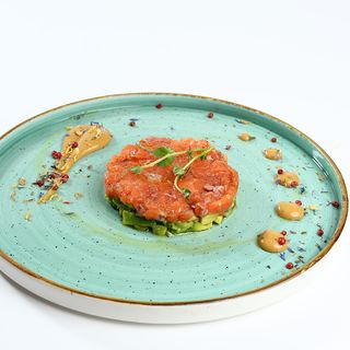 Tartare di salmone Loch Fyne scozzese selvaggio